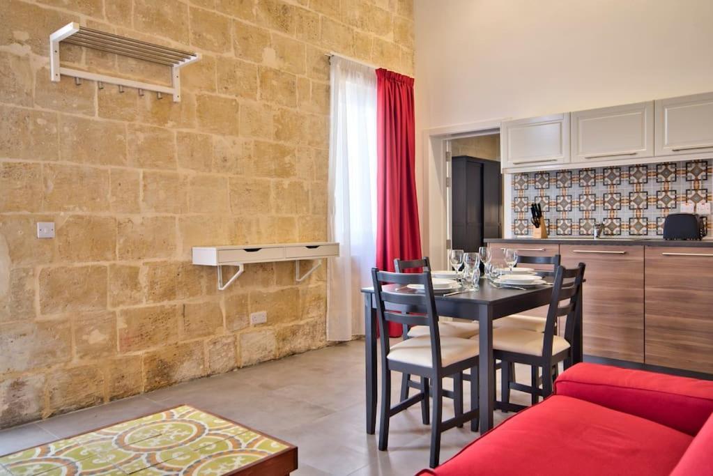 Vallettastay Old Lodge Apartment 3 Luaran gambar